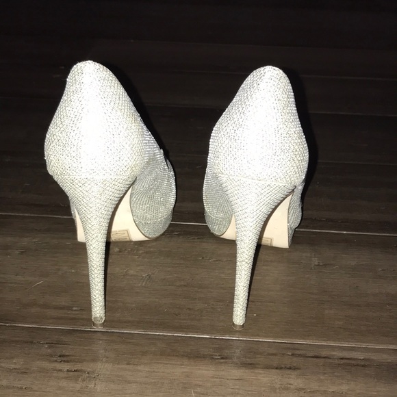 Call it Spring Heels - Picture 6 of 7